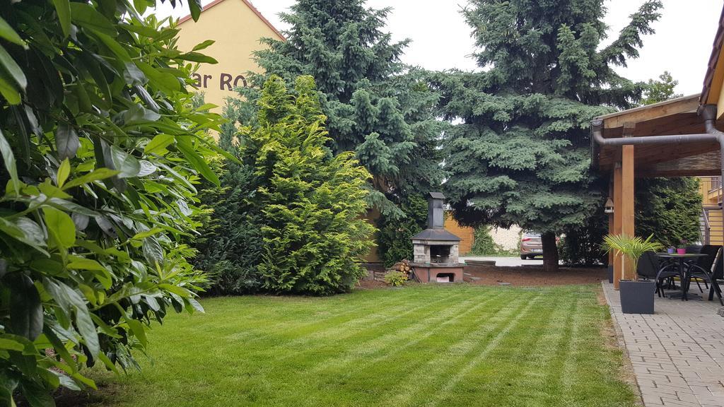 Villa Rozarka Stare Mesto  Экстерьер фото
